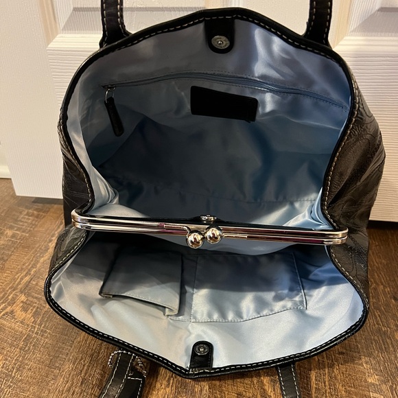 Coach Purse - Picture 4 of 7